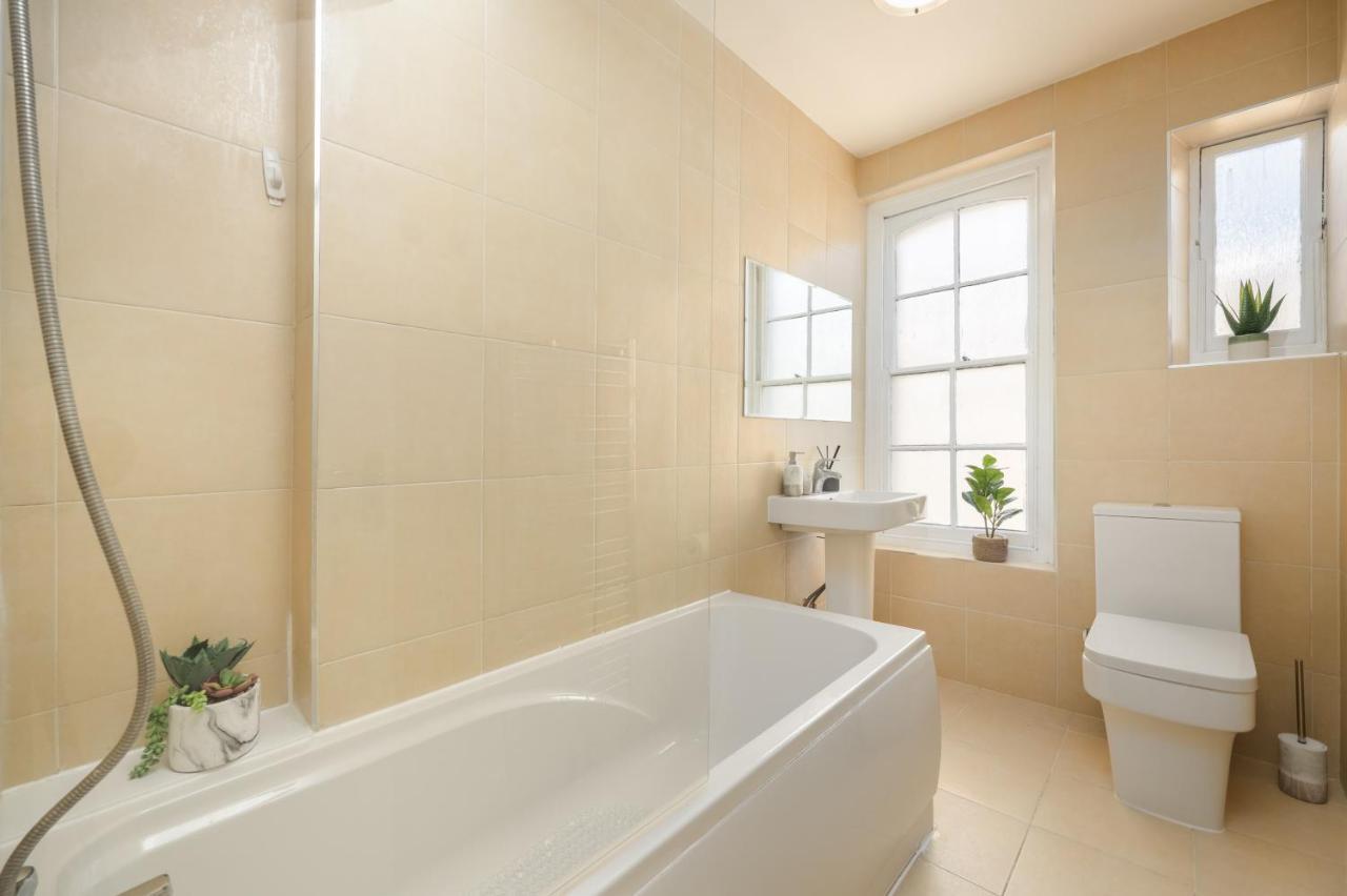 Modern One Bedroom Apartment Next To Old Street London Exteriör bild